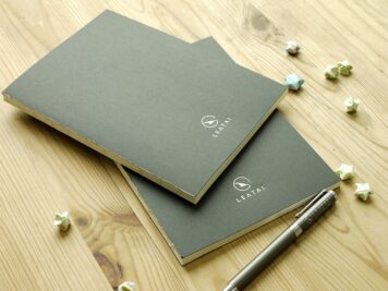 papaerback planner