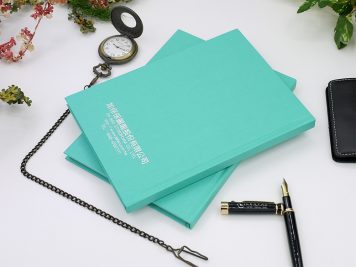 cuaderno de tapa dura