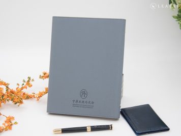 custom loose leaf planner
