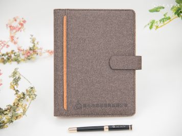 custom loose leaf planner