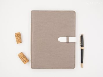 custom loose leaf planner