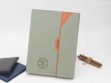 custom loose leaf planner